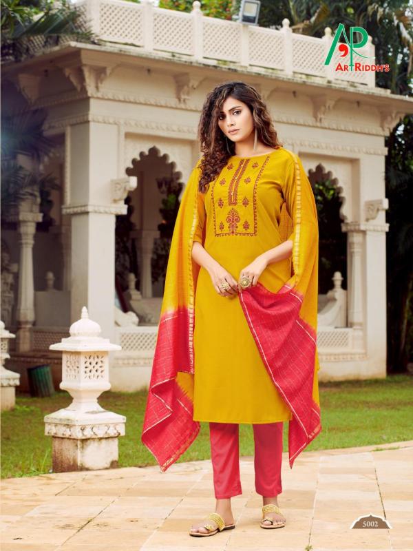 Art Riddh's RRR Designer Cotton Kurti With Dupatta