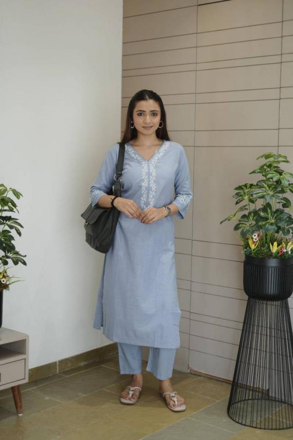 Tanyaa P 282 Cotton Handwork Touchup Kurti With Bottom