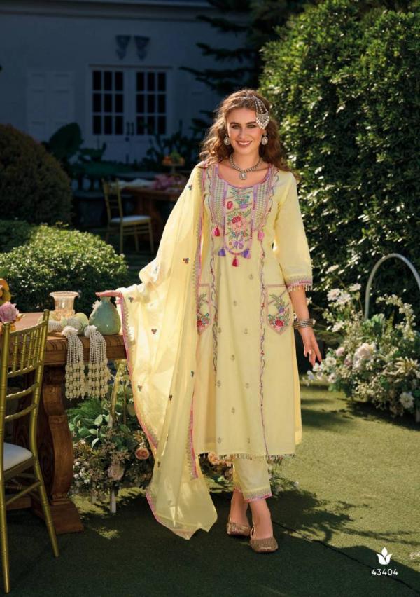 Kailee Shaili Cotton Thread Work Kurti Bottom With Dupatta
