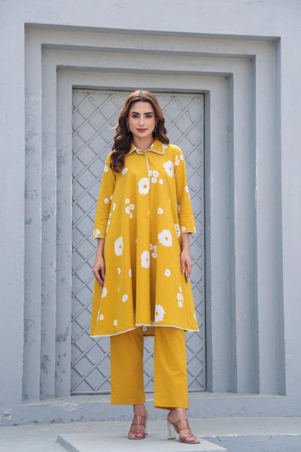 Tanyaa P 412 Fancy Collar Cotton Printed Kurti With Bottom