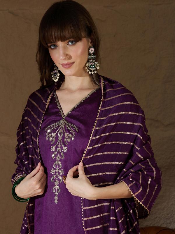 VP 9754 Royal Plum Zari Grace Kurta Set