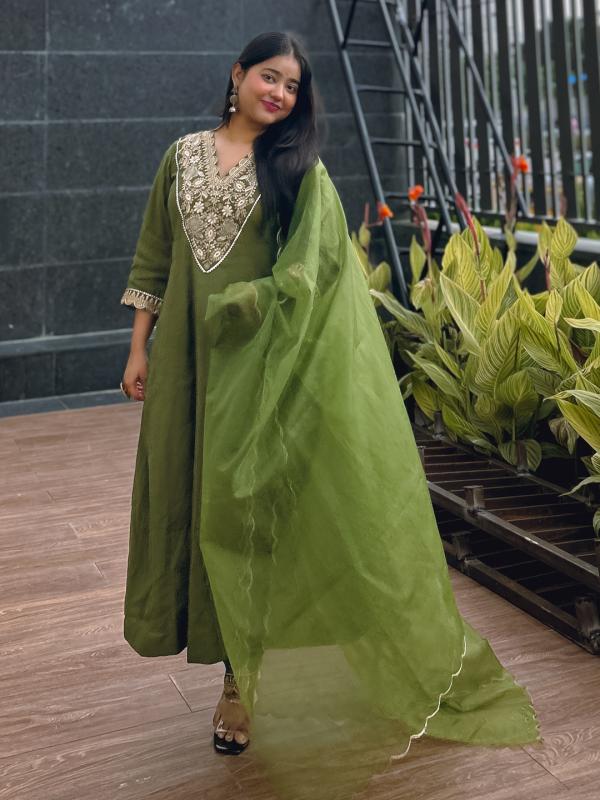 VP 9745 M Mehndi Kalidaar Festive Anarkali Set Suits