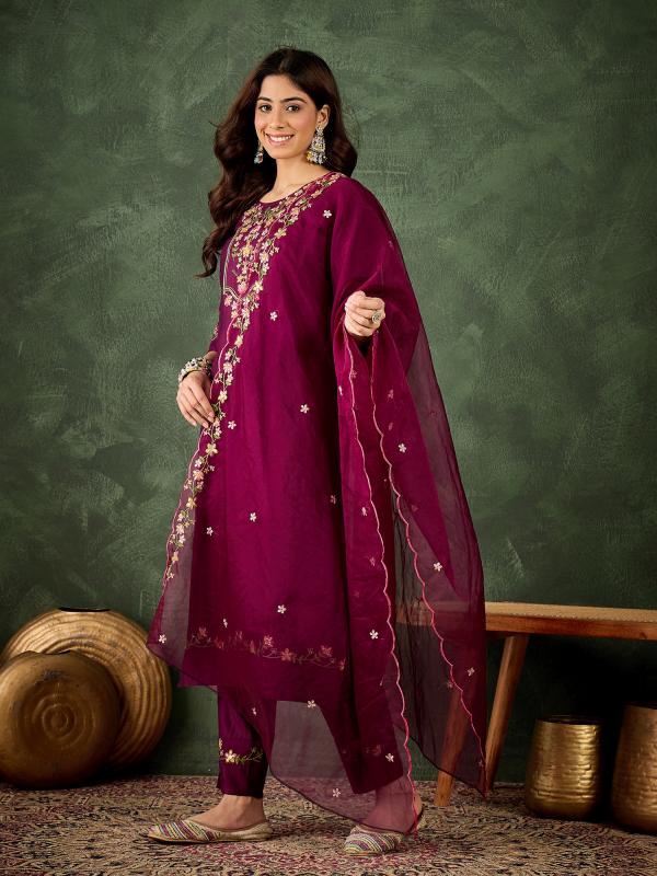 VP 9736 P Purple Women Floral Embroidered Regular Kurta with Trousers & With Dupatta