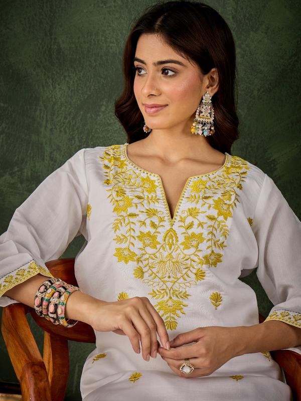 VP 9735 Y Baani Women's Silk Blend Embroidered Straight Kurta & Pant Set