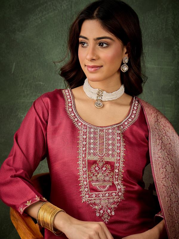 VP 9732 G Women Ethnic Motifs Embroidered Kurta with Trousers & Dupatta