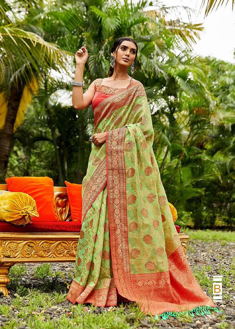 Buy Wedding Wear Peach Patola Work Silk Saree Online From Surat Wholesale  Shop.